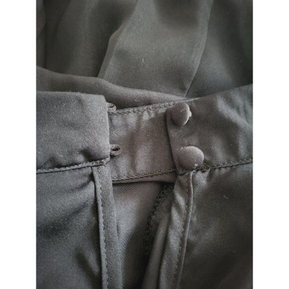 Who What Wear Black Flowy Mock Neck Peplum Blouse Size Medium - Picture 9 of 9